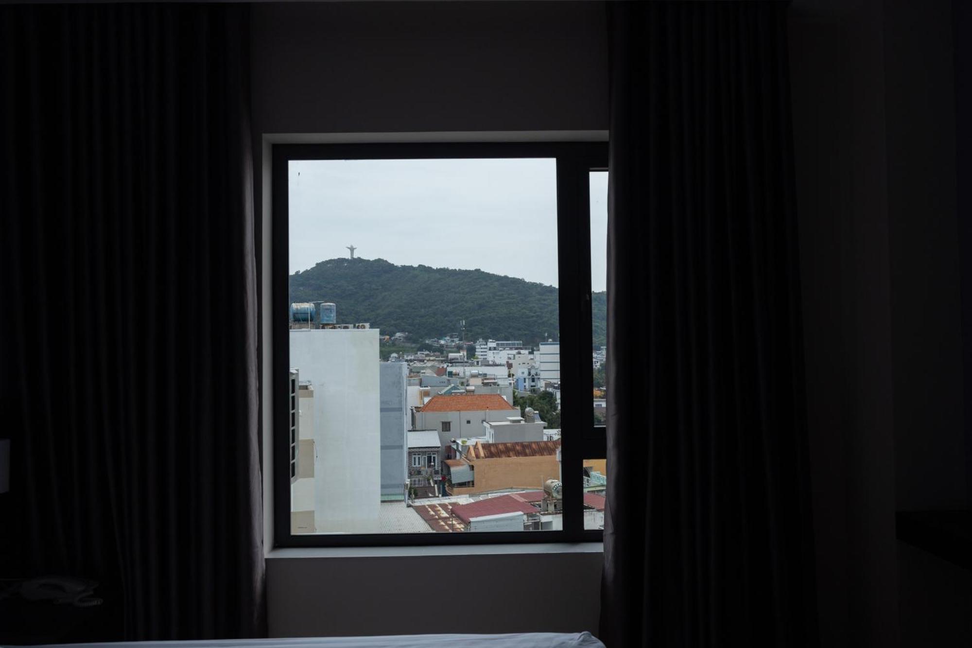 Novelty Vung Tau Hotel Экстерьер фото